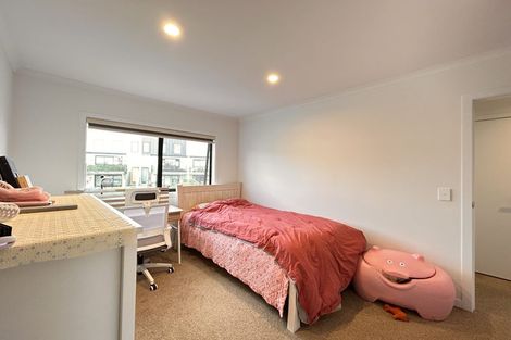 Photo of property in 17 Frank Gill Road, Hobsonville, Auckland, 0616