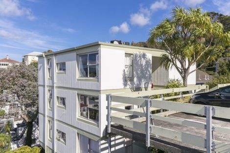 Photo of property in 4/12 Anderson Terrace, Mount Cook, Wellington, 6021