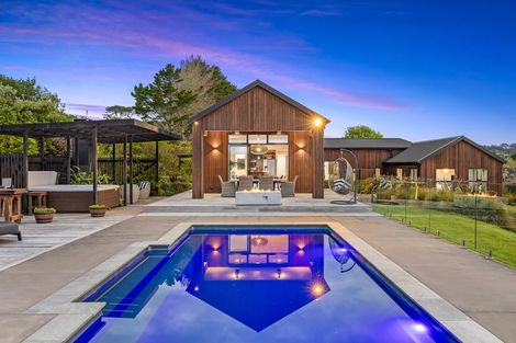 Photo of property in 56 Hull Road, Waitoki, Kaukapakapa, 0871