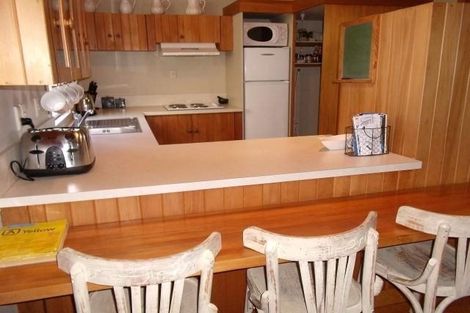 Photo of property in 16 Sealy Road, Bluff Hill, Napier, 4110