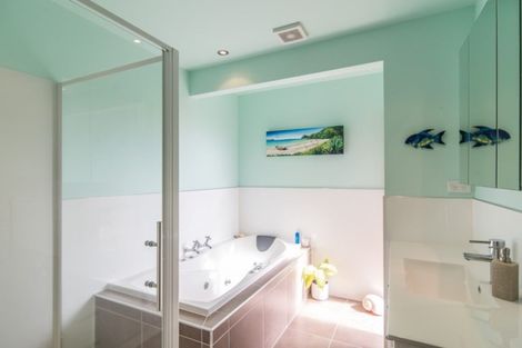 Photo of property in 27c Ratanui Road, Paraparaumu, 5032