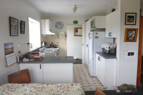 Photo of property in 12 Beach Road, Porangahau, 4293