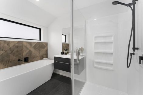 Photo of property in 45 Te Ara Kawakahia, Waikanae, 5036