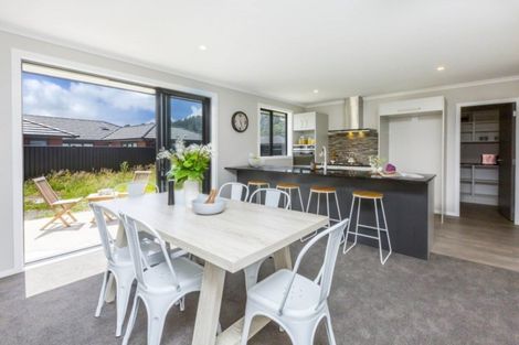 Photo of property in 31 Gilruth Road, Wallaceville, Upper Hutt, 5018