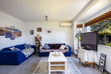 Photo of property in 369 Mangorei Road, Merrilands, New Plymouth, 4312