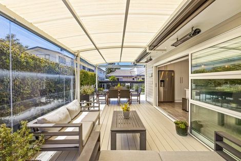 Photo of property in 25a Elizabeth Street, Orewa, 0931