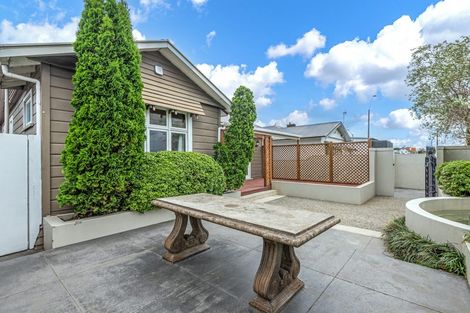 Photo of property in 46 Linton Street, West End, Palmerston North, 4410