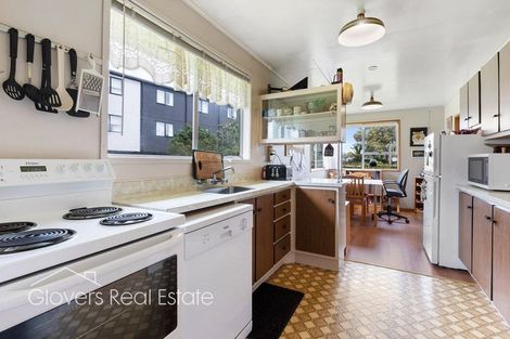 Photo of property in 101 Bruce Mclaren Road, Henderson, Auckland, 0612