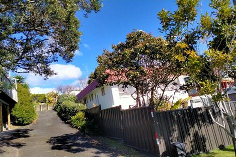 Photo of property in 16 Valhalla Drive, Beach Haven, Auckland, 0626
