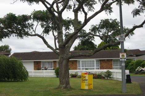 Photo of property in 14 Jessika Place, Conifer Grove, Takanini, 2112