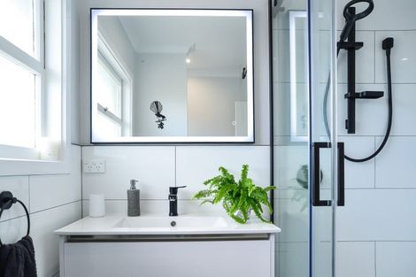 Photo of property in 6 Augusta Street, Fairfield, Hamilton, 3214