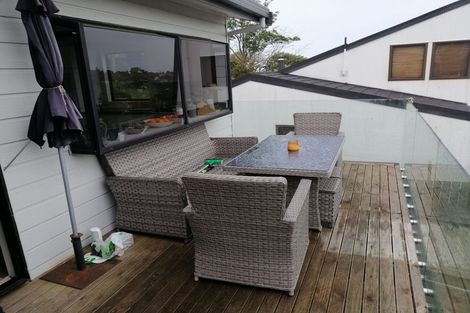 Photo of property in 24 Montclair Rise, Browns Bay, Auckland, 0630