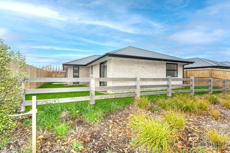 Photo of property in 10 Pitcaithly Street, Halswell, Christchurch, 8025