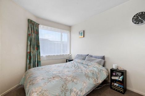 Photo of property in 17e Division Street, Riccarton, Christchurch, 8041