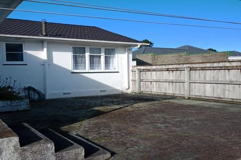 Photo of property in 78 Stokes Valley Road, Stokes Valley, Lower Hutt, 5019