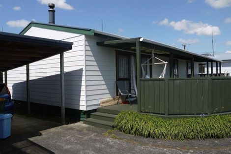 Photo of property in 30b Patumahoe Road, Patumahoe, Pukekohe, 2679