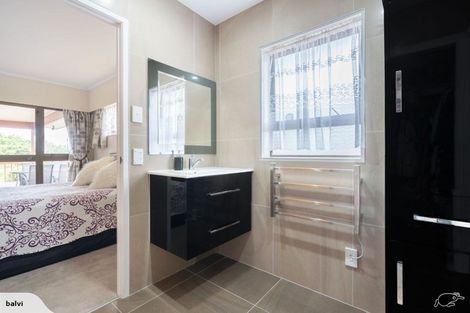 Photo of property in 52 Calluna Crescent, Totara Heights, Auckland, 2105