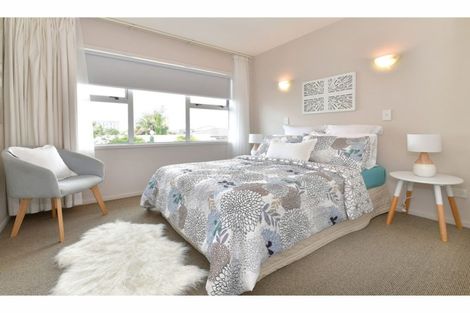 Photo of property in 4/416 Hibiscus Coast Highway, Orewa, 0931