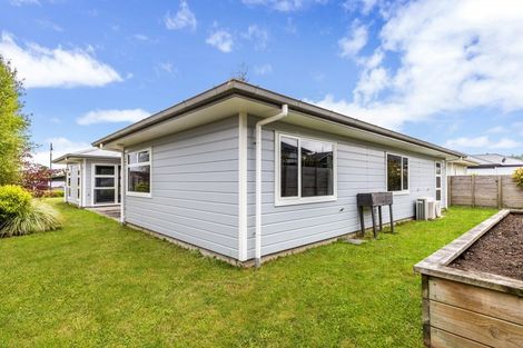 Photo of property in 12 Windsor Street, Richmond Heights, Taupo, 3330