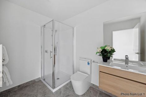 Photo of property in 3/4 Waitaki Street, Henderson, Auckland, 0612