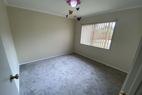 Photo of property in 7 Bibury Avenue, Henderson, Auckland, 0612