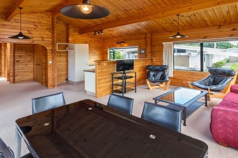 Photo of property in 1/40 Drake Street, Howick, Auckland, 2014