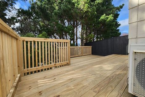 Photo of property in 6a Mossburn Grove, Kelson, Lower Hutt, 5010