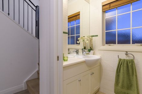 Photo of property in 121b Oceanview Road, Mount Maunganui, 3116