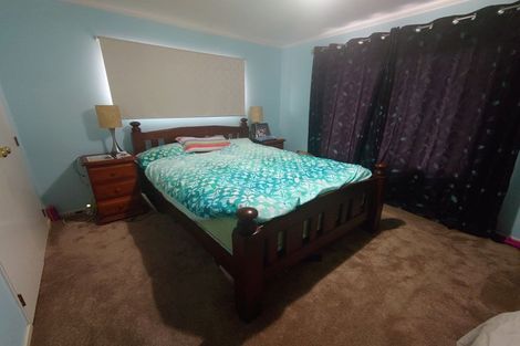 Photo of property in 4/16 Arahoe Road, New Lynn, Auckland, 0600