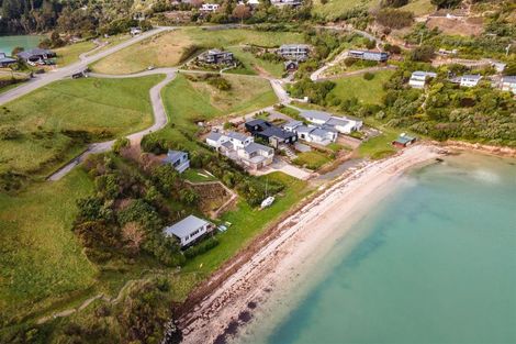 Photo of property in 7 Te Wharau Lane, Charteris Bay, Lyttelton, 8971