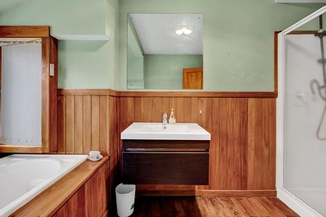 Photo of property in 231 Glover Road, Hawera, 4610