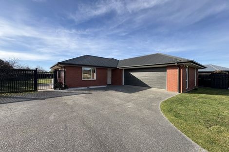 Photo of property in 16 Pollock Place, Rolleston, 7614