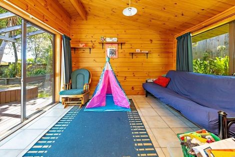 Photo of property in 13 Eterna Place, Clover Park, Auckland, 2019