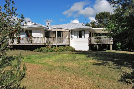 Photo of property in 1150 Oneriri Road, Kaiwaka, 0573