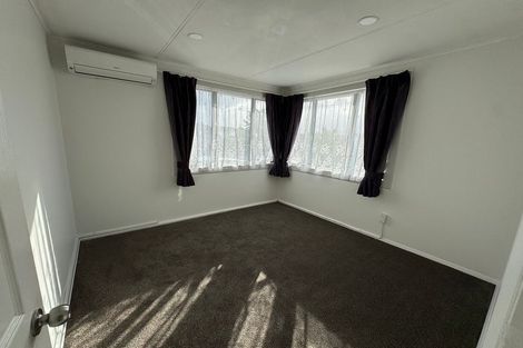 Photo of property in 51 Swaffield Road, Papatoetoe, Auckland, 2025