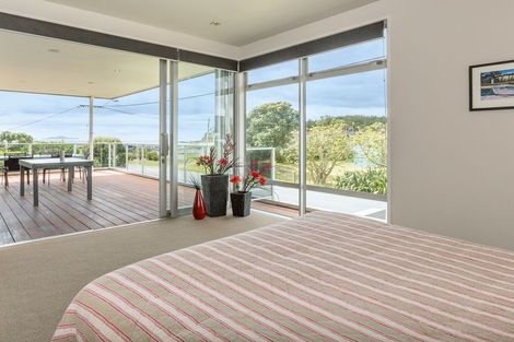 Photo of property in 23 Wehiwehi Road, Matapouri, Whangarei, 0173