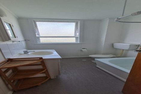 Photo of property in 12-14a Worcester Place, Cannons Creek, Porirua, 5024