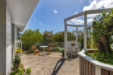 Photo of property in 10 Bosun Terrace, Whitby, Porirua, 5024
