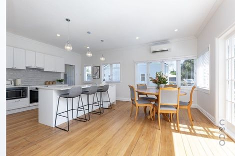 Photo of property in 10 Princes Street, Riverhead, 0820