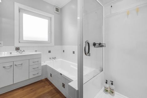 Photo of property in 17 Roebuck Rise, Broad Bay, Dunedin, 9014