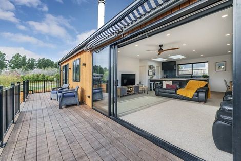 Photo of property in 5 Beach Crescent, Waikuku Beach, 7473