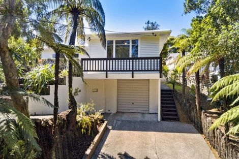 Photo of property in 35 Awanui Street, Merrilands, New Plymouth, 4312