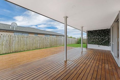 Photo of property in 112 Helenslee Road, Pokeno, 2472