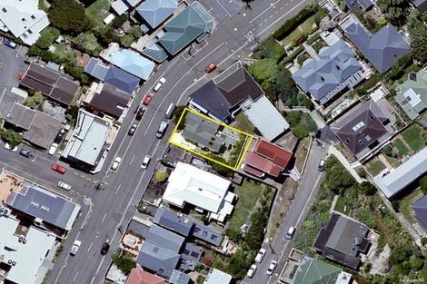 Photo of property in 26 Hawker Street, Mount Victoria, Wellington, 6011