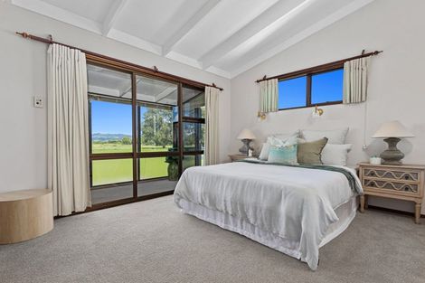 Photo of property in 18 Tawhara Place, Edgecumbe, 3120