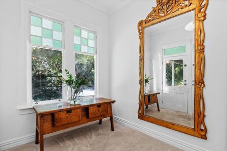 Photo of property in 93 Kuratawhiti Street, Greytown, 5794