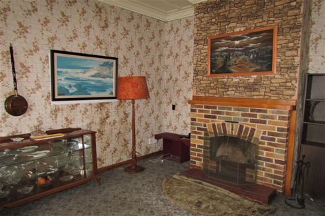 Photo of property in 16 Thompson Street, Greymouth, 7805