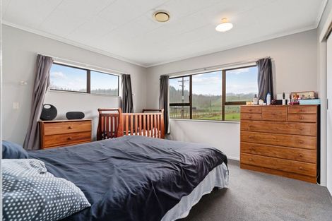 Photo of property in 166 West Road, Mauriceville, Masterton, 5882