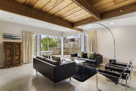 Photo of property in 890 Beach Road, Waiake, Auckland, 0630