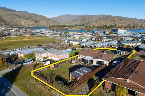 Photo of property in 60 Donegal Street, Cromwell, 9310